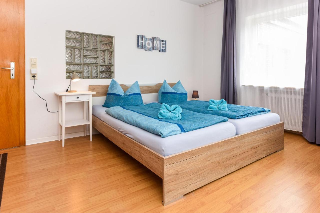 Ferienwohnungen Im Haus Waterkant Neuharlingersiel Exteriör bild