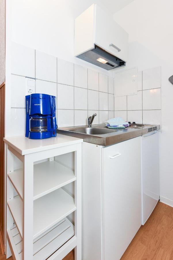 Ferienwohnungen Im Haus Waterkant Neuharlingersiel Exteriör bild