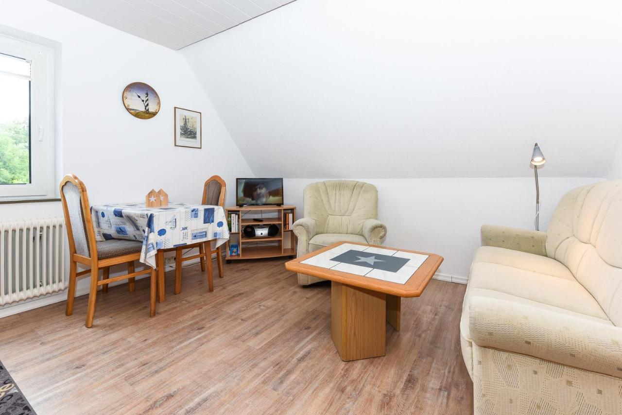 Ferienwohnungen Im Haus Waterkant Neuharlingersiel Exteriör bild