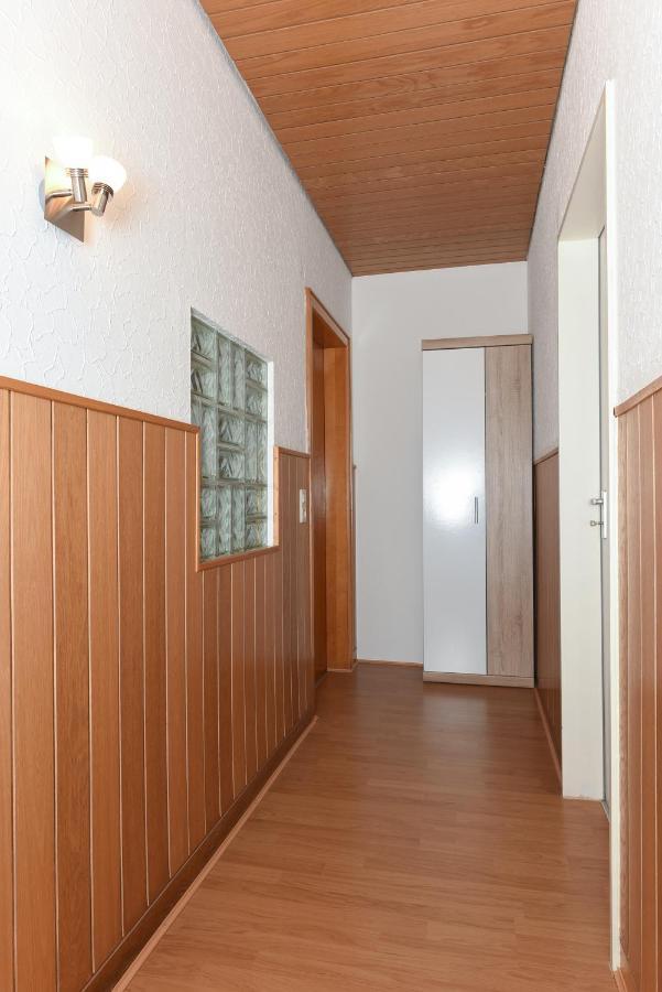 Ferienwohnungen Im Haus Waterkant Neuharlingersiel Exteriör bild
